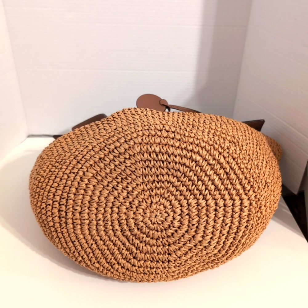 Michael Kors Tan and Brown Shoulder Bag - Picture 9 of 12